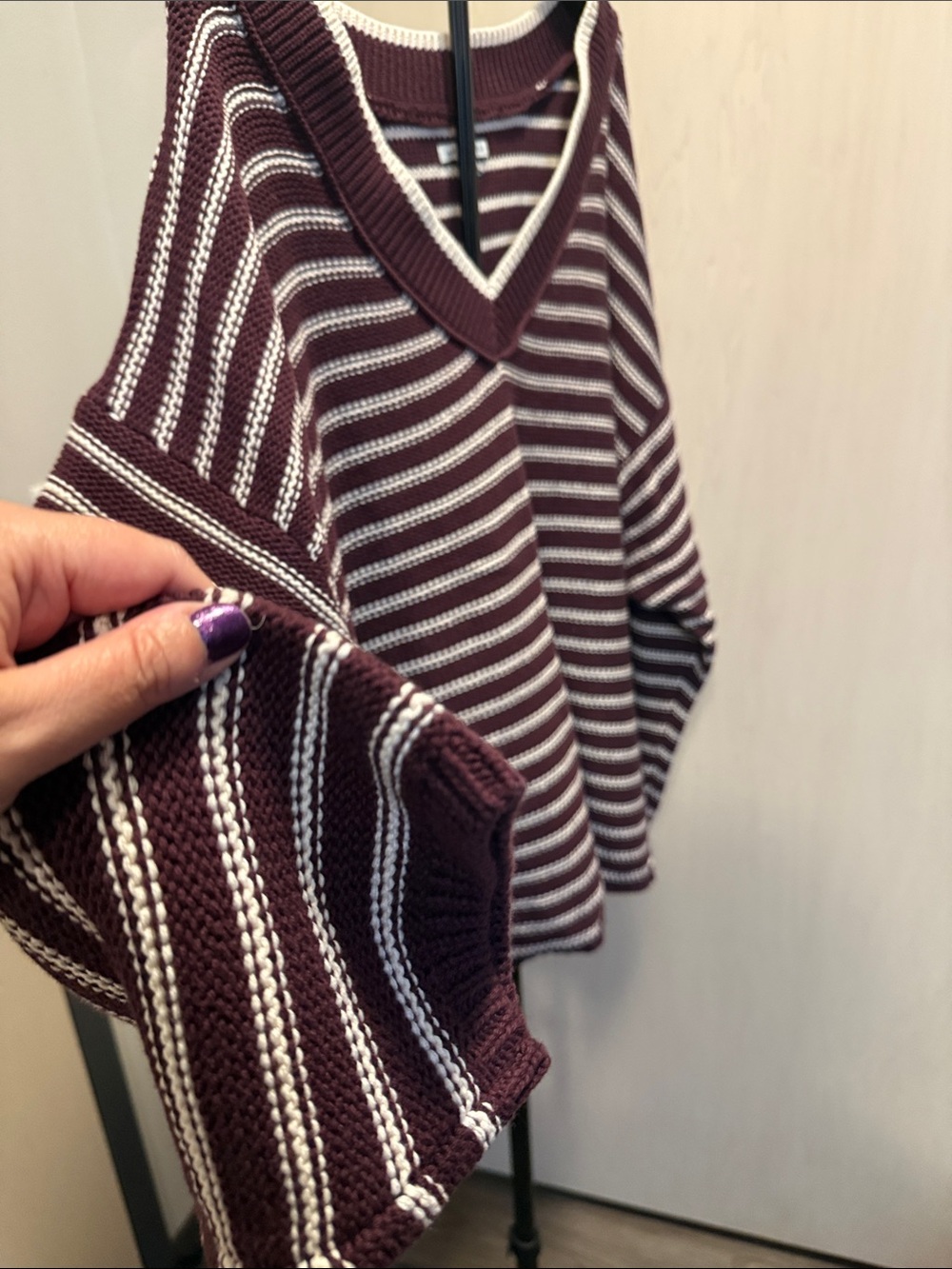 American Eagle Outfitters Burgundy and White Striped V-Neck Sweater - Picture 3 of 5